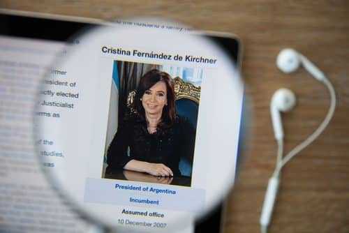 Justiça argentina reabre denúncia de promotor contra Cristina Kirchner | Juristas