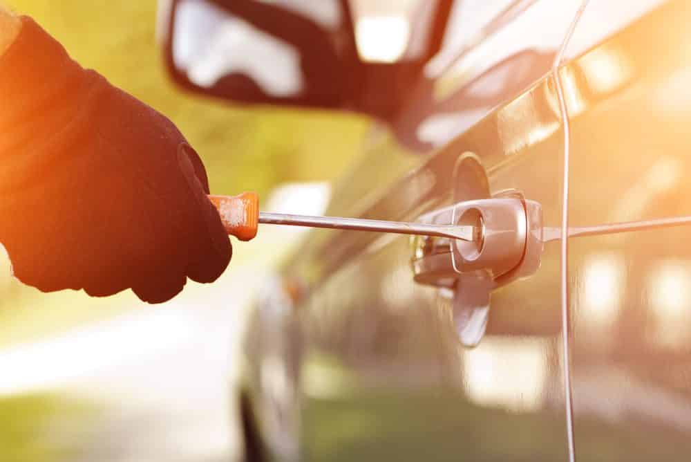 Igreja não é responsável por furto de veículo em estacionamento durante celebração 1 | Juristas Créditos: sdecoret/Shutterstock.com