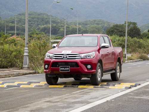 Seguradora Chubb deverá cumprir apólice de caminhonete Toyota Hilux roubada na Bolívia 1 | Juristas Créditos: Ovu0ng / Shutterstock.com