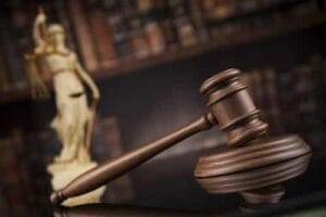 Declaração de desemprego é suficiente para concessão da justiça gratuita para TRT de SC 1 | Juristas STJ reajusta tabela de custas processuais