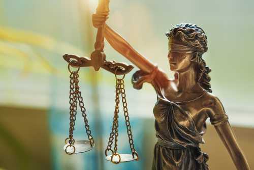 Justiça autoriza conclusão da venda da Mapel 1 | Juristas Falência da Laginha: Justiça autoriza conclusão da venda da Mapel