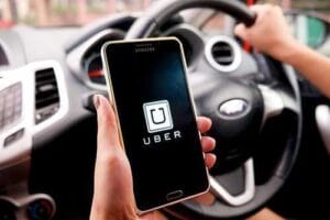 Administração Pública pode contratar Uber e congêneres