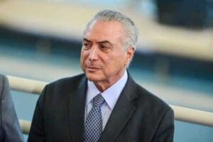 'Crise econômica no Brasil não existe', diz Temer ao chegar à Alemanha