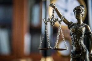 Juiz nega aplicação de restrições a devedora sem bens para penhora | Juristas