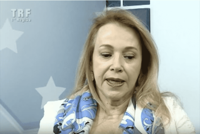 Carolina Peres | Juristas