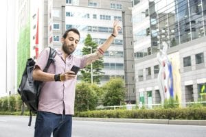 'Pix do ar-condicionado': proibida cobrança adicional em carros de aplicativos no RJ 1 | Juristas aplicativo de celular uber