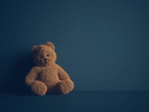 Menina que sofre com TDAH ganha direito a benefício assistencial 2 | Juristas abuso de criança