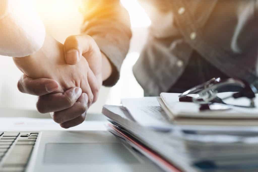 Ex-sócio não pode exigir que sócio remanescente preste contas 1 | Juristas débitos da sociedade