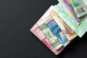 comprar dólar no cartão 