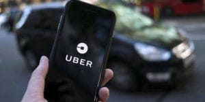 Uber deve indenizar motorista descredenciado sem aviso prévio | Juristas