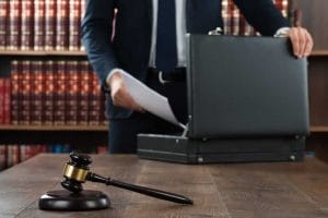 São devidos honorários sucumbenciais a advogado empregado por grupo empresarial 1 | Juristas advogado