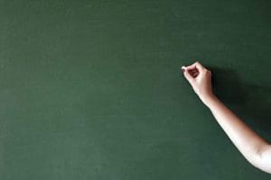 Professora vítima de assédio moral em colégio será indenizada 1 | Juristas atividade insalubre