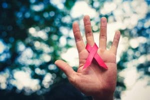 Empresa é condenada a indenizar portador de HIV por dispensa discriminatória 1 | Juristas dispensa discriminatória