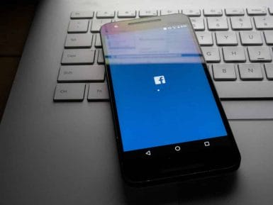 Facebook é multado por não retirar vídeo com adolescente do Whatsapp 1 | Juristas facebook