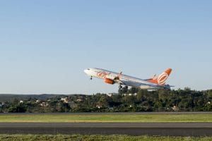 Gol é condenada a indenizar passageiro em R$ 4 mil por atraso em voo 5 | Juristas Aeronave da Gol Linhas Aéreas