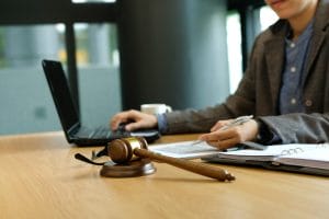 Juíza autoriza substituição de administrador judicial em caso da Imcopa para preservar processo de recuperação judicial 1 | Juristas Reserva de honorários