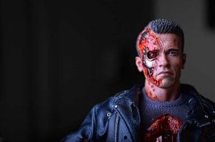 Schwarzenegger sai em defesa de idosa despejada de casa na Califórnia 1 | Juristas exterminador do futuro