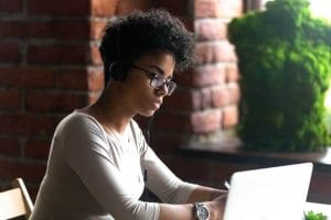 Instituições de ensino devem indenizar alunos por oferta de cursos EAD sem autorização do MEC 1 | Juristas PUC-RS Online - Cursos