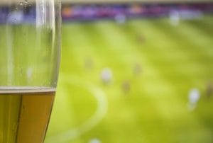 ADIs questionam autorização de venda e consumo de bebidas alcoólicas em estádios de futebol 1 | Juristas ADIs questionam autorização de venda e consumo de bebidas alcoólicas em estádios de futebol