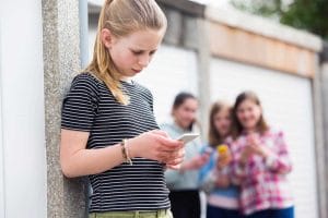 Mães de alunas que praticaram bullying indenizarão vítima