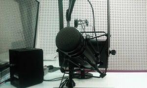 Lei municipal que autorizava concessão de rádio comunitária é inconstitucional