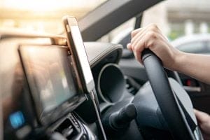 Aplicativo de Transportes: Trabalho autônomo ou vínculo empregatício? | Juristas