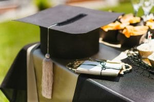 TRF1 garante a universitário direito de antecipar colação de grau e obter certificado de conclusão de curso 2 | Juristas Colação de Grau - Formatura