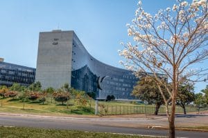 Contrato de parceria entre Rappi e empresa de patinetes afasta responsabilidade, decide TST 3 | Juristas TST
