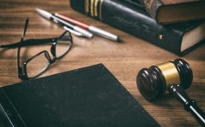 CNJ prorroga até 15 de maio regime de plantão na Justiça 1 | Juristas Plantão na justiça
