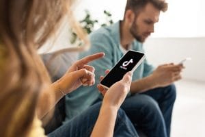 Câmara dos Deputados dos EUA aprova lei para banir o TikTok no país 1 | Juristas TikTok - Rede Social