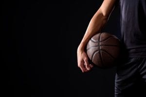 Jogador de basquete não consegue reconhecimento de cláusula compensatória desportiva | Juristas