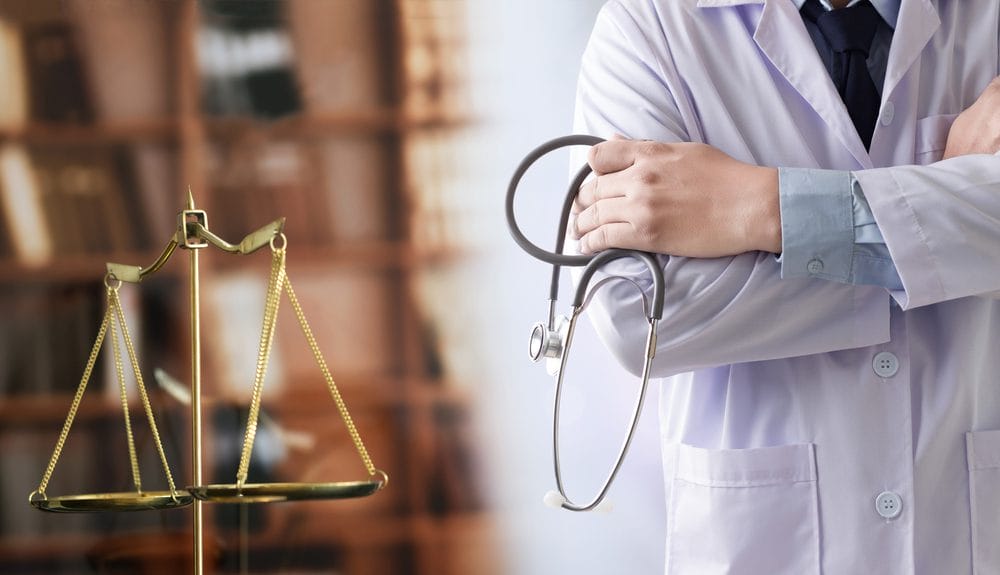 Genitores de gêmeos serão indenizados em R$ 150 mil por óbito e sequelas no pós-parto 3 | Juristas Erro médico - Testículo - Profissional médico