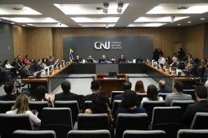 CNJ determina abertura de processo disciplinar contra desembargador gaúcho por violência doméstica | Juristas