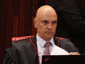 Ministro Alexandre de Moraes revela que manifestantes do 8/1 pretendiam enforcá-lo na Praça dos Três Poderes | Juristas