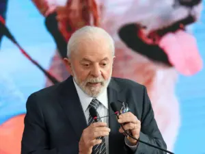 Presidente Lula sanciona LDO para 2024 com 34 vetos e meta de déficit fiscal zero | Juristas