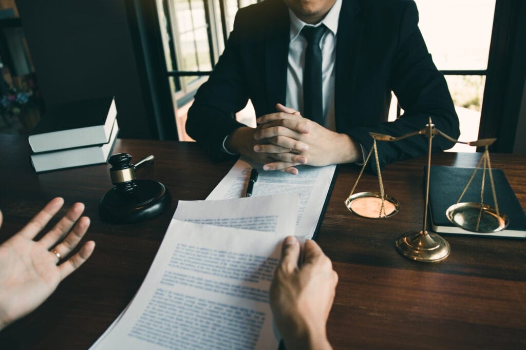 Modelo de Petição com pedido de juntada de comprovante de rendimentos e com pedido de justiça gratuita 2 | Juristas Contrato de parceria entre advogados