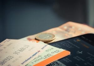 Modelo de petição de ação de reparação a título de danos morais e materiais por cancelamento Indevido de bilhete aéreo 1 | Juristas Orange and Green Label Airplane Ticket